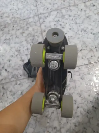 Patines de hockey negros