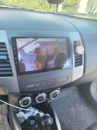 Mitsubishi Outlander 2009