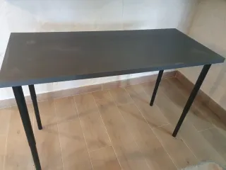 Mesa alta regulable gris