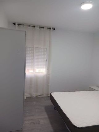 Piso en alquiler en Colonia Requena en Alicante