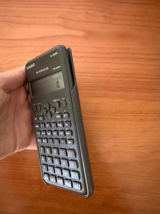 Calculadora Casio fx-82MS