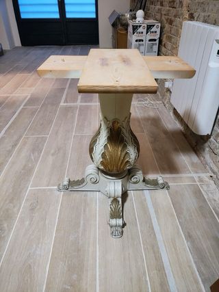 Mesa redonda vintage madera maciza beige y oro