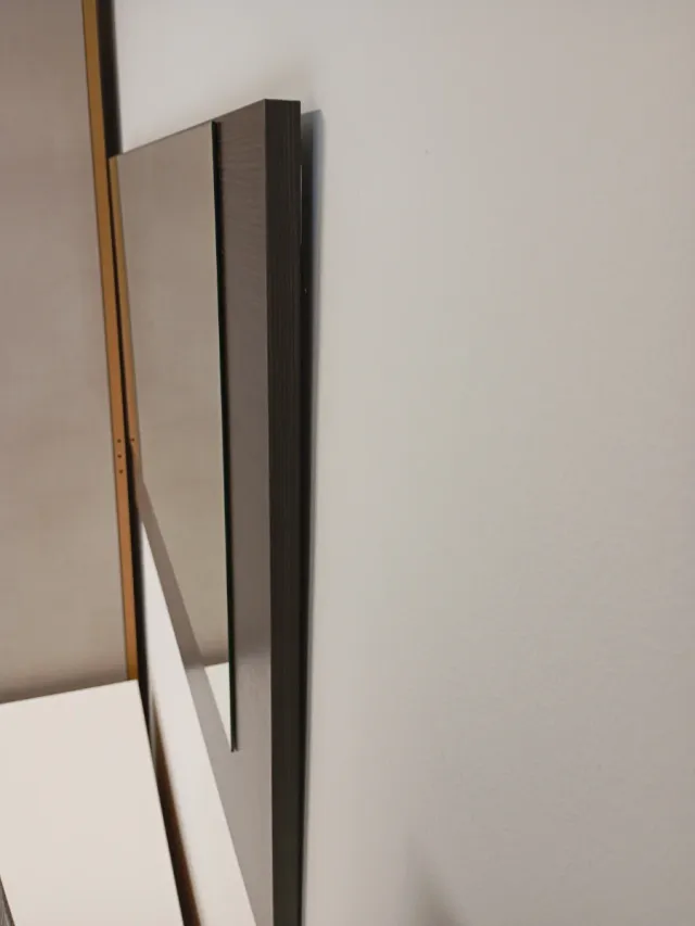 Espejo decorativo en color wengue