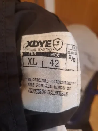 Cazadora reversible marrón y gris