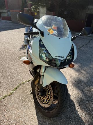 Honda CBR 900RR Fireblade Blanca