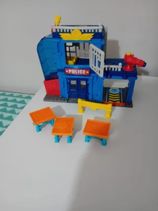Estación de Policía SuperZings