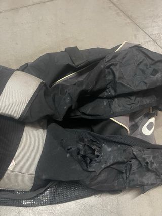 Pantalón hockey protecciones y mochila