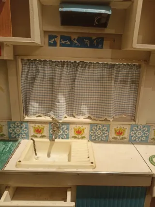 Antigua cocinita de madera