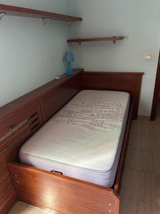 Dormitorio Juvenil Completo de Madera