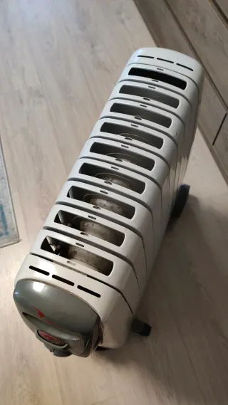 Estufa Radiador Aceite DeLonghi