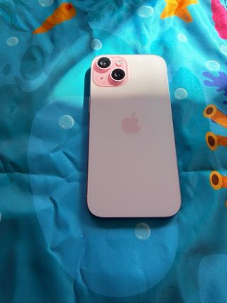iPhone 15 Rosa