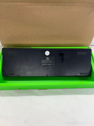 T8 Teclado Mecánico 60% Gaming RGB