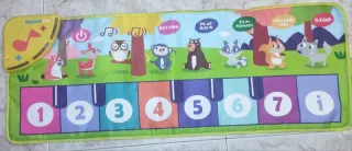 Alfombra musical infantil con animales