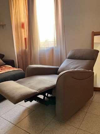 Sillón relax reclinable de terciopelo
