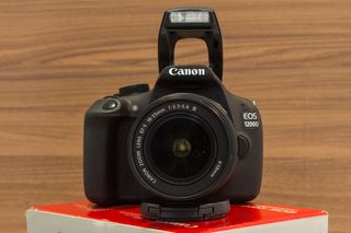 Canon EOS 1200D + Objetivo 18/55 EFS + 2 Baterías