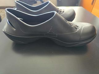 Sandalias Jordan System.23 Negras