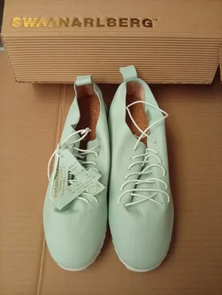 Zapatos Swaanarlberg verde talla 39 NUEVAS