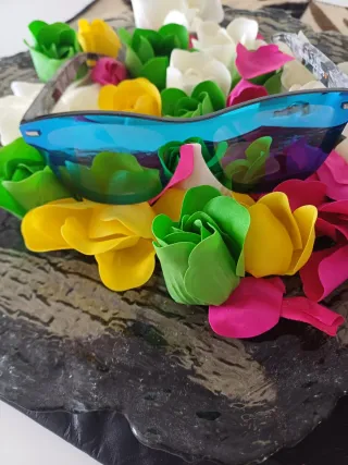 Gafas de sol azules y multicolor