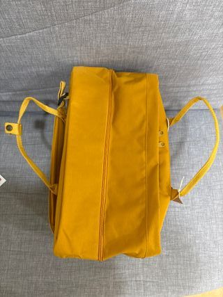 Mochila Fjallraven Kanken Weekender Amarilla
