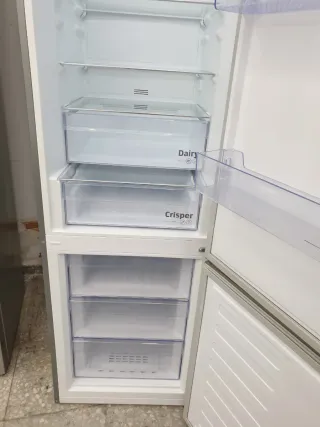 Nevera Beko 2m x 60cm con garantía