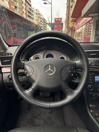 Mercedes-Benz Clase E 2002