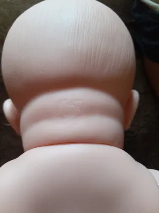 Muñeca realista bebé
