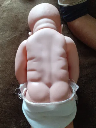 Muñeca realista bebé
