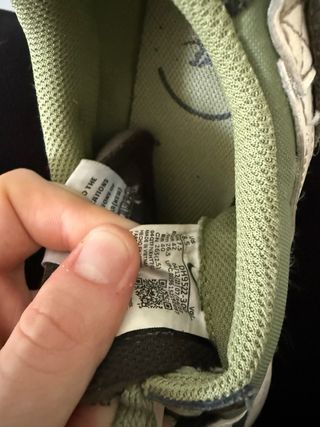 Nike Waffle talla 42 verde y blanco