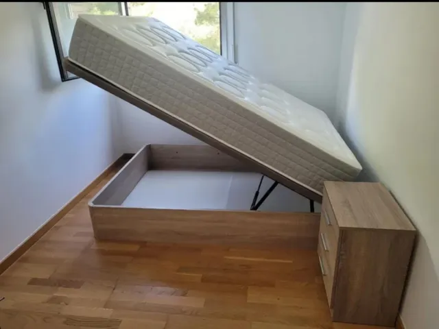 Divano letto a ribalta con materasso