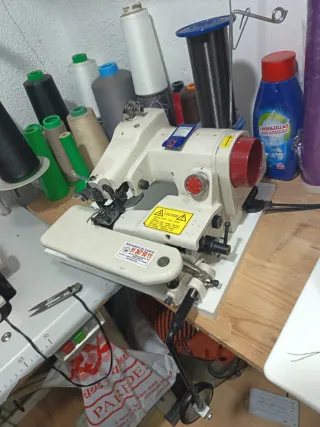 Máquina de coser bajos invisibles