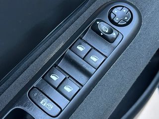 Peugeot 5008 2013 Full Extras!