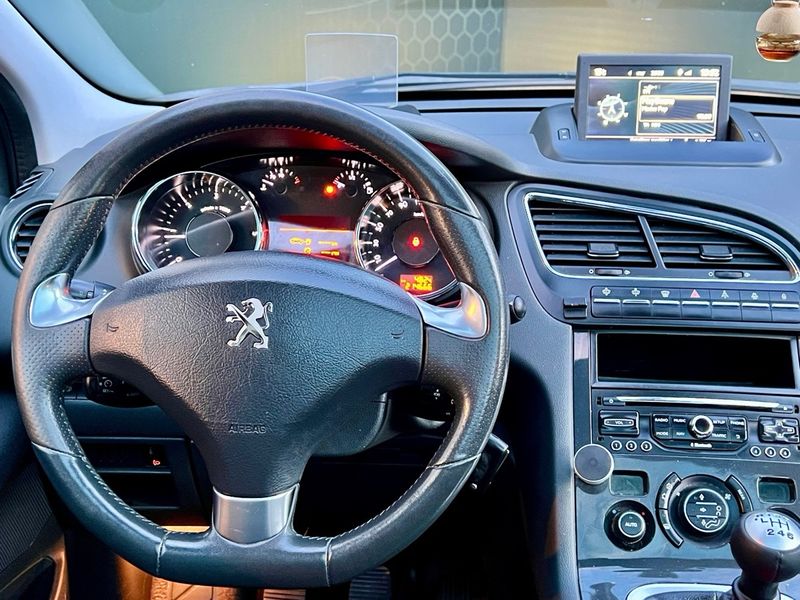Peugeot 5008 1.6 HDI Allure 2013, foto 16
