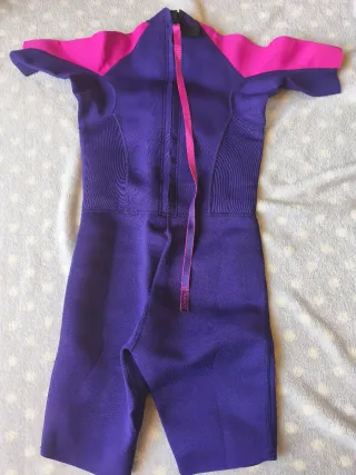 Neopreno niña OLAIAN talla 12