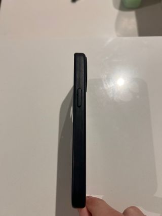 Funda Negra iPhone 14