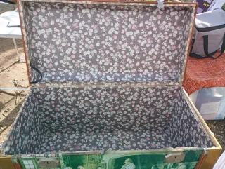 Baúl antiguo decorado