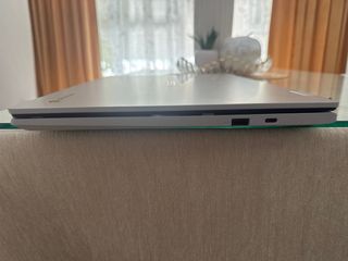 ASUS Chromebook 15.6