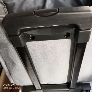 Carrito de la compra gris