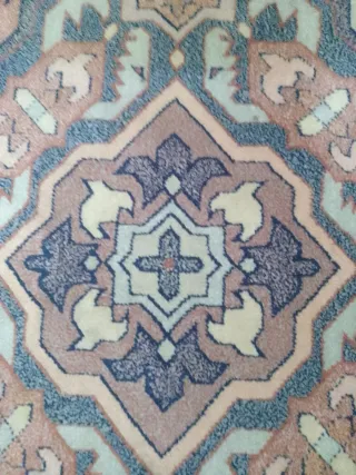 Alfombra de vinilo madera beige y marrón