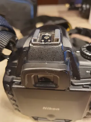 Cámara Nikon D5000 + Objetivo 18-55mm