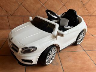 Coche Infantil Mercedes AMG GLA 45