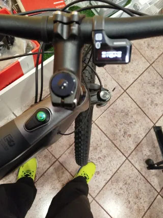 Bicicleta COLUER E-QUICKVOLT PRO SH500 TL Gris