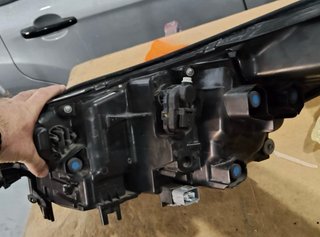 Faro Delantero Derecho Xenon Toyota CHR