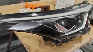 Faro Delantero Derecho Xenon Toyota CHR