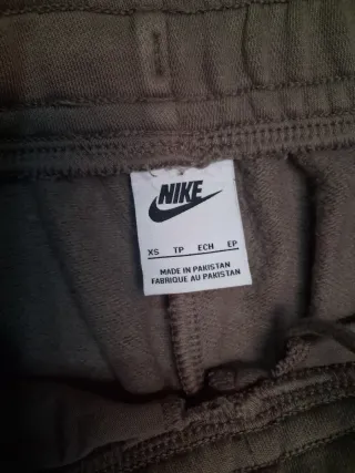 Pantalón chándal Nike marrón/gris