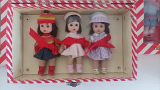 Maleta Mariquita Pérez con 8 mini muñecas