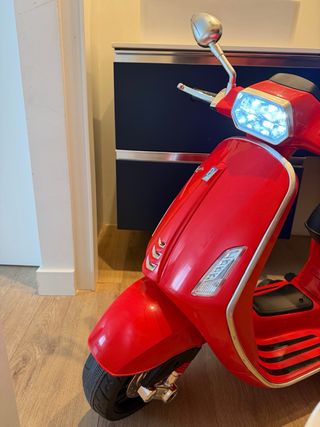 Moto Eléctrica VESPA para Niños de +3 Años