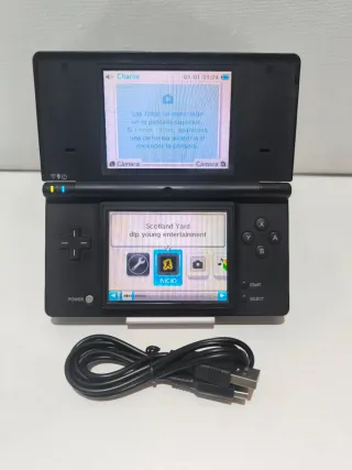 Nintendo DSi + Juego + Cable Carga