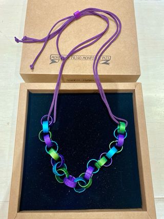 Collar artesanal de eslabones