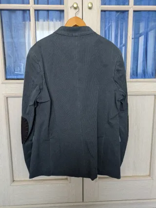 Americana casual azul con coderas