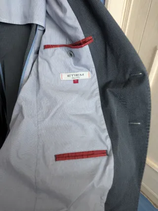 Americana casual azul con coderas